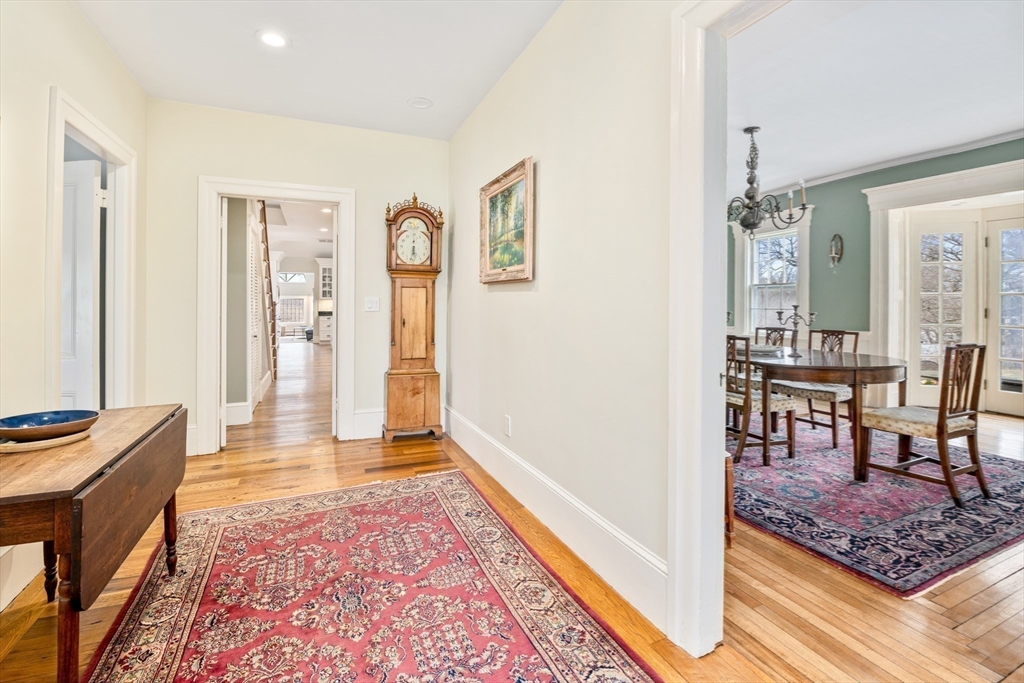 8 Washington Street Sherborn, MA 01770 - Photo 19 of 42