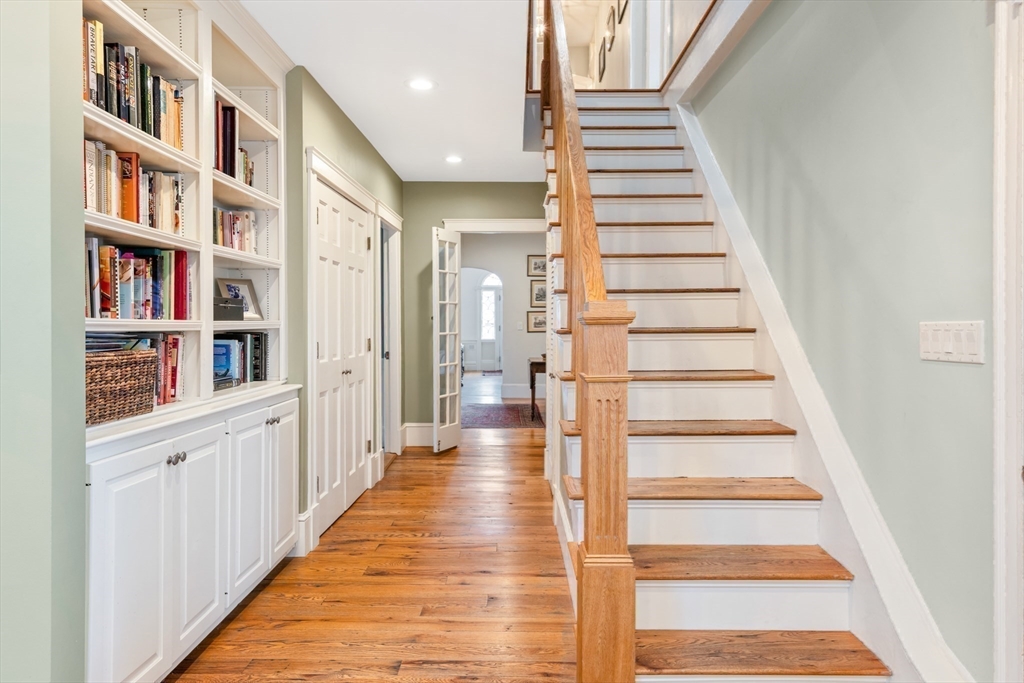 8 Washington Street Sherborn, MA 01770 - Photo 21 of 42
