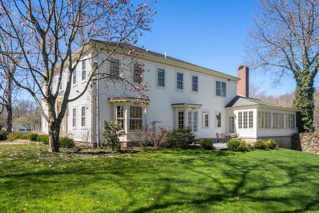 8 Washington Street Sherborn, MA 01770 - Photo 3 of 42