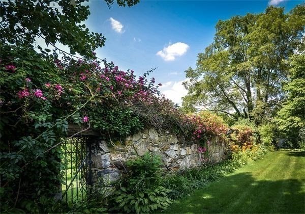 8 Washington Street Sherborn, MA 01770 - Photo 38 of 42