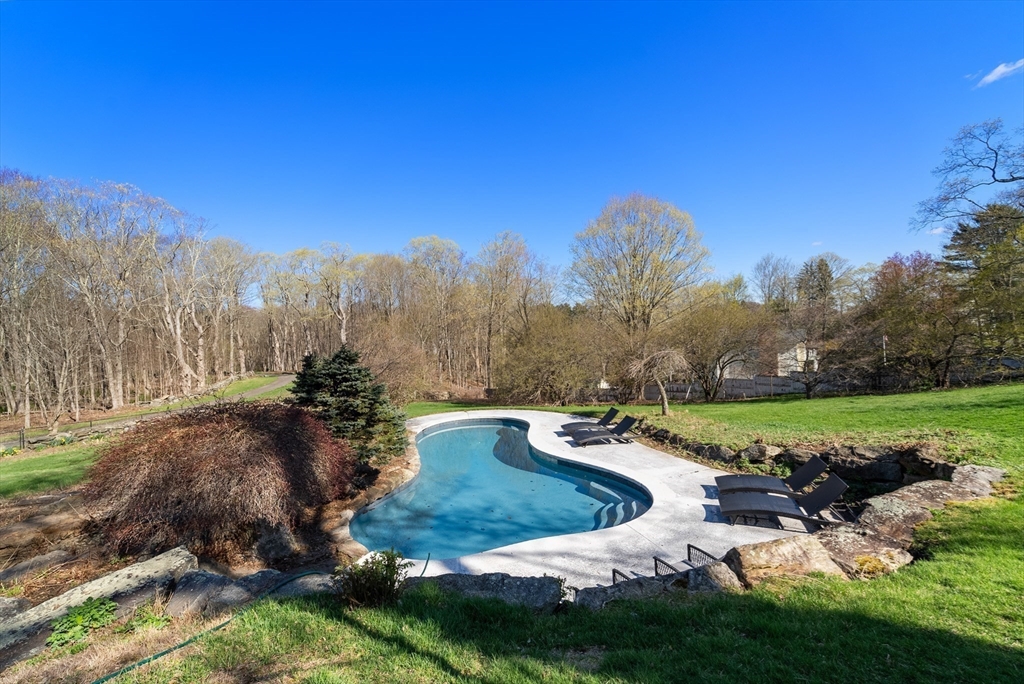 8 Washington Street Sherborn, MA 01770 - Photo 39 of 42