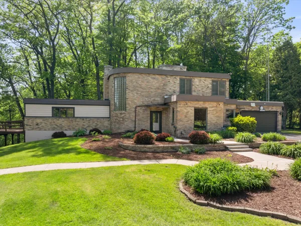 $649,000 | 1608 North Rapids Road, Manitowoc, WI 54220