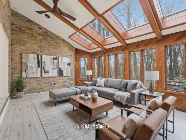 $649,000 | 1608 North Rapids Road, Manitowoc, WI 54220