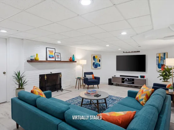 $649,000 | 1608 North Rapids Road, Manitowoc, WI 54220