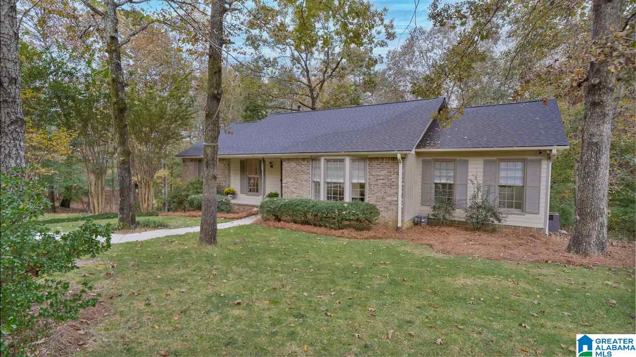 5184 Colonial Park Road Birmingham, AL 35242 - Photo 1 of 32