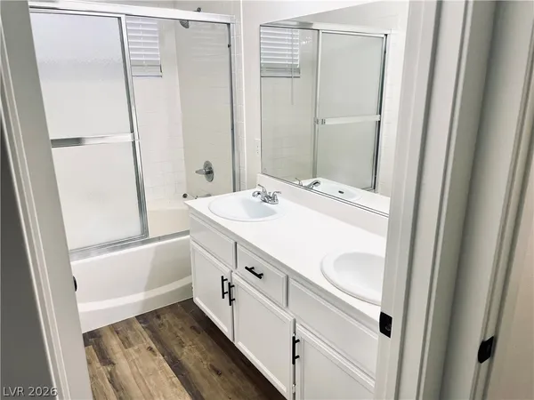 $2,000 | Undisclosed Address, Las Vegas, NV 89129