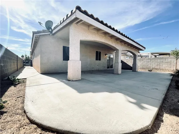$2,000 | Undisclosed Address, Las Vegas, NV 89129