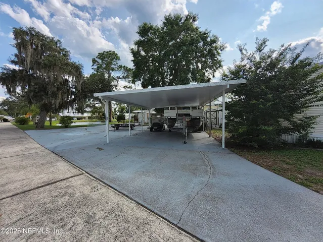 a view of outdoor space yard and patio