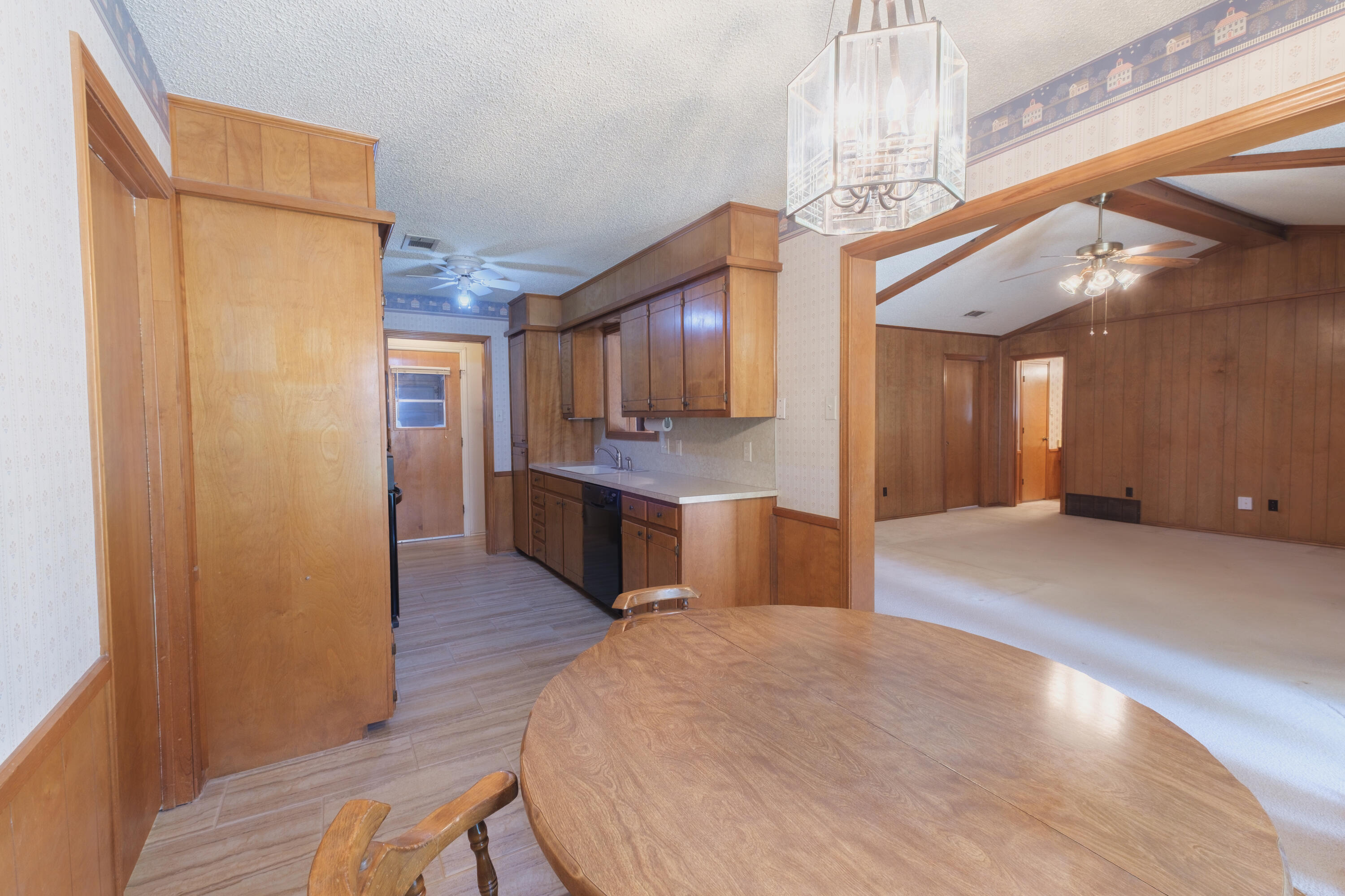 5405 73rd Street Lubbock, TX 79424 - Photo 11 of 27 Dining_