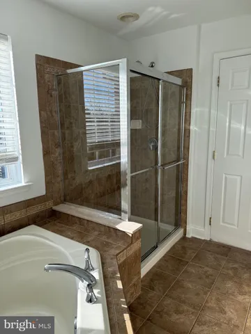 $2,600 | 111 Glacier Drive, Berlin, NJ 08009