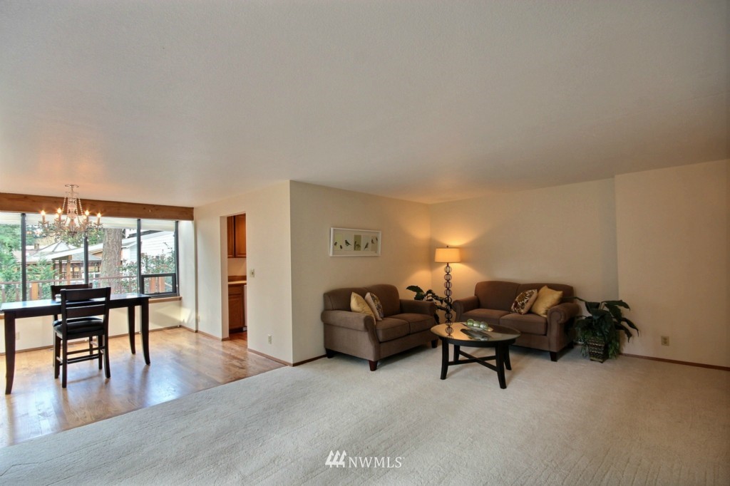 14913 Southeast 138th Place Renton, WA 98059 - Photo 11 of 24 Gallery Image 11