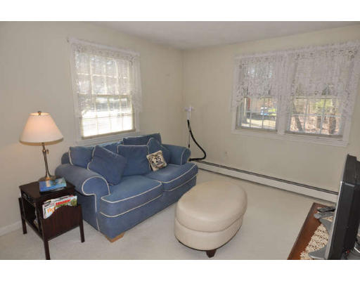 6 Cook Road Burlington, MA 01803 - Photo 8 of 16 Gallery Image 8