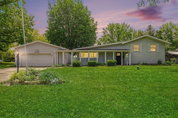 $375,000 | 22361 Happy Drive, Cassopolis, MI 49031