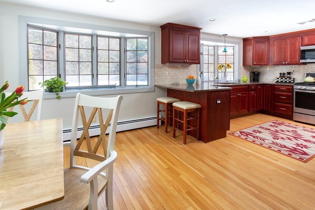 10 Wilson Road Sudbury, MA 01776 - Photo 4 of 18 Gallery Image 4