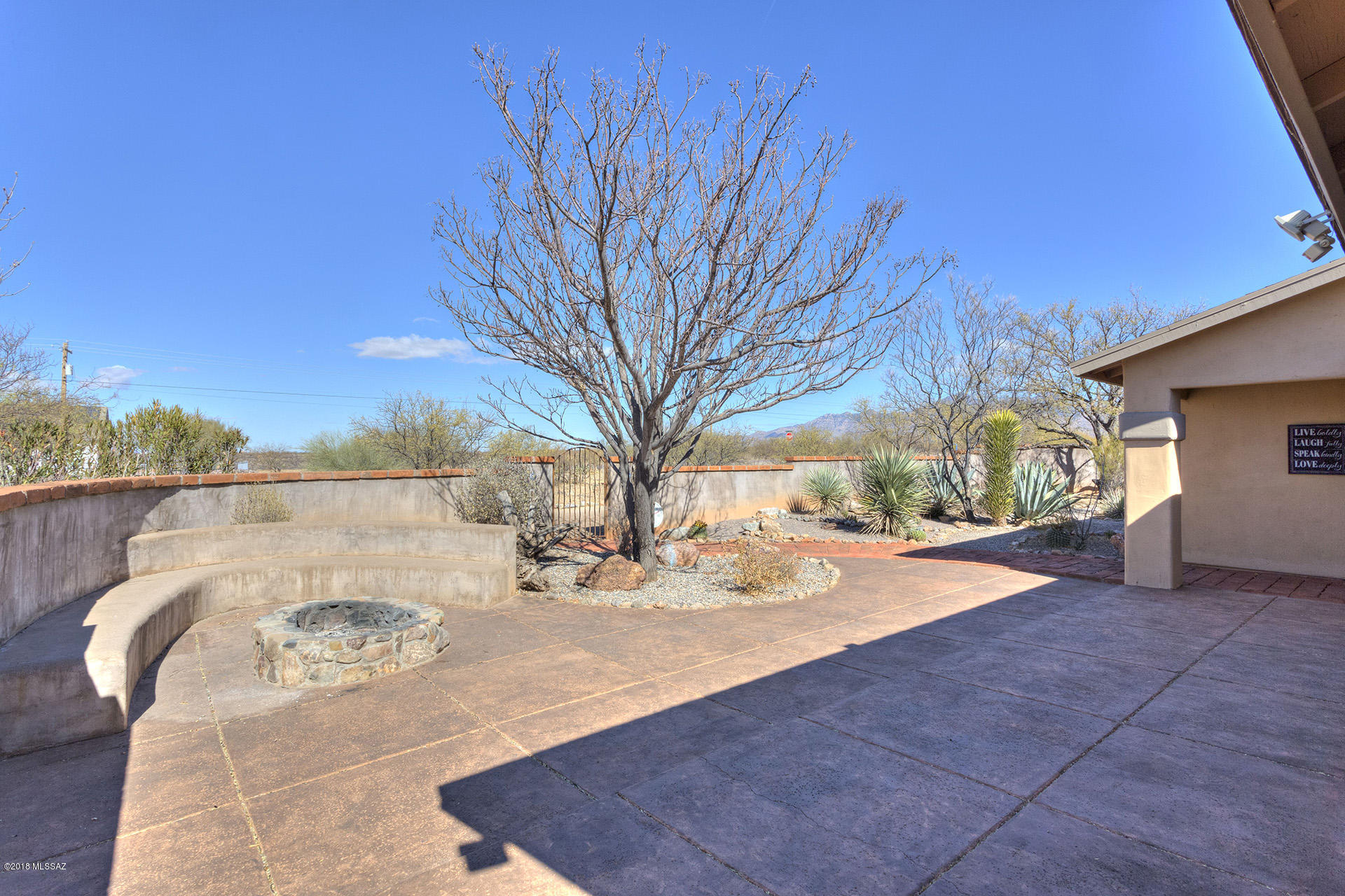 281 Camino Josefina Rio Rico, AZ 85648 - Photo 4 of 37