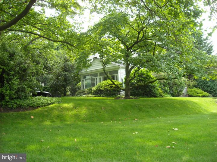1107 Ashbourne Road Cheltenham, PA 19012 - Photo 11 of 25 Exterior Side