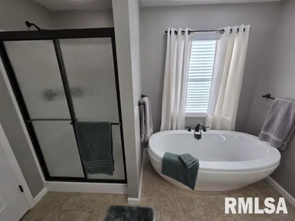 $450,000 | 9251 Highway 148, Mount Vernon, IL 62864