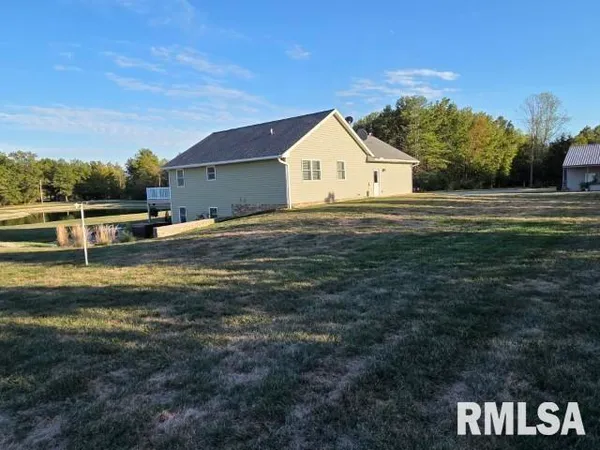 $450,000 | 9251 Highway 148, Mount Vernon, IL 62864