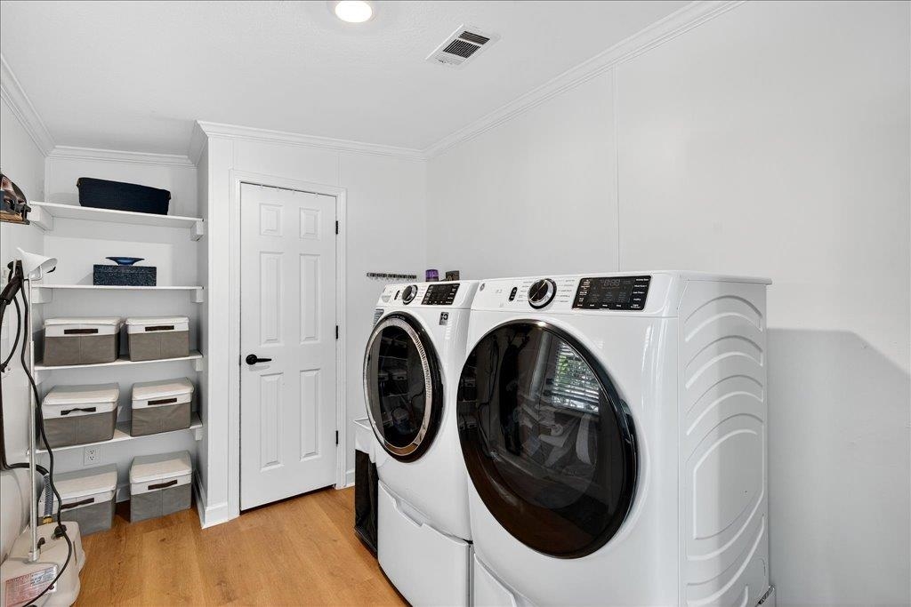 361 Coopers Cove Road St. Augustine, FL 32095 - Photo 16 of 35 a utility room with dryer and washer