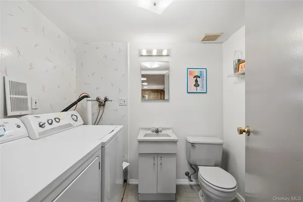 $750,000 | 2509 Riviera Lane, Bellmore, NY 11710