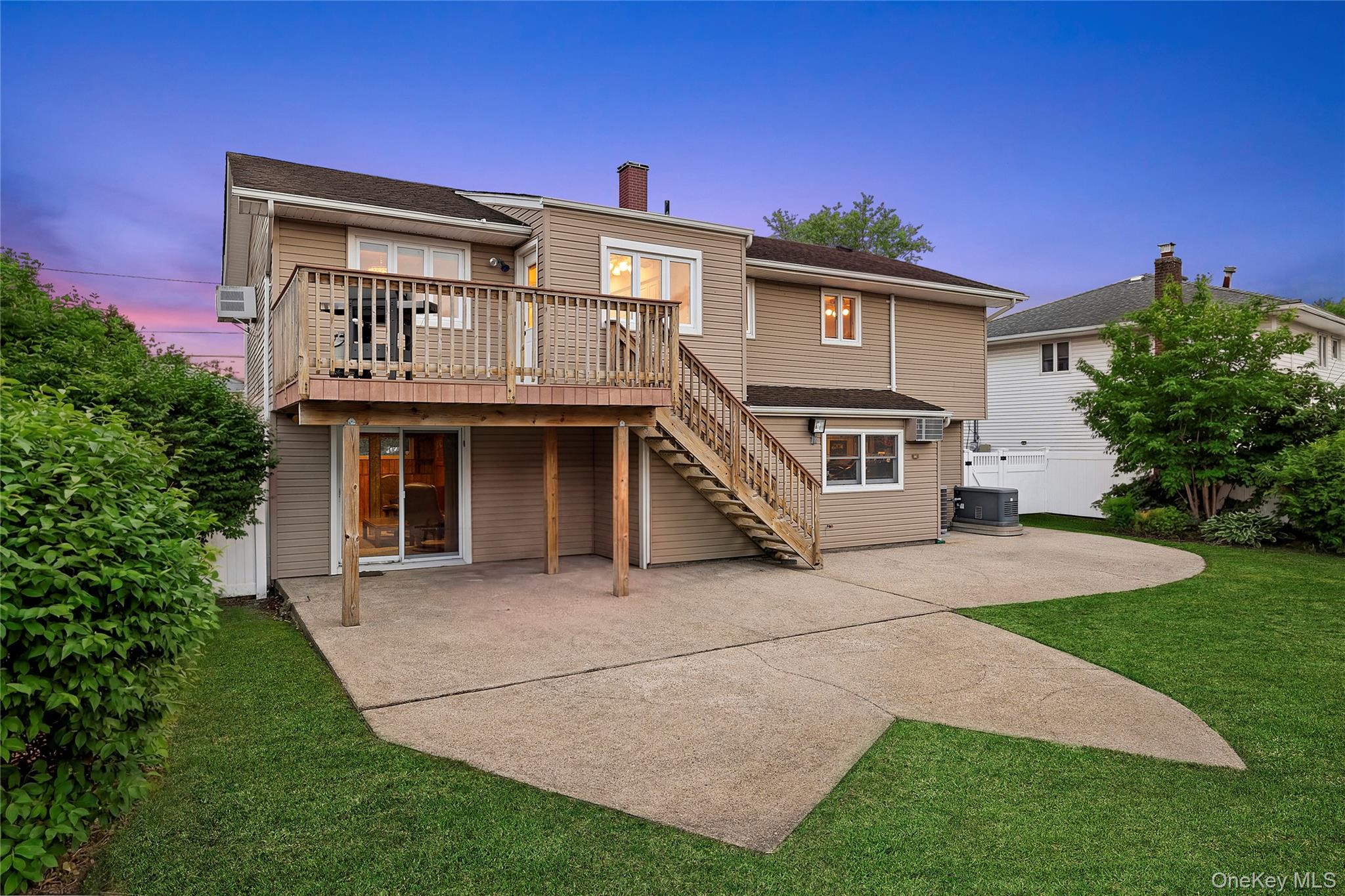 2509 Riviera Lane Bellmore, NY 11710 - Photo 16 of 16