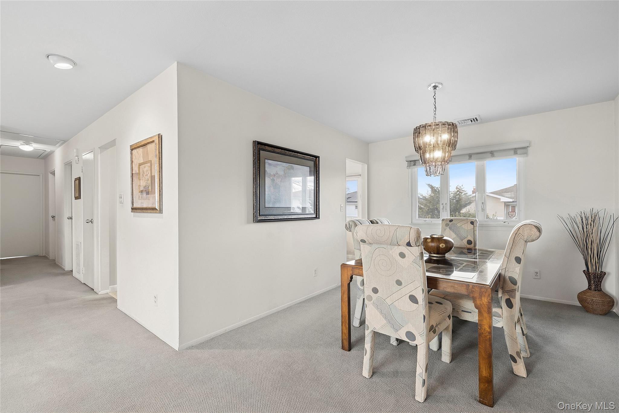 2509 Riviera Lane Bellmore, NY 11710 - Photo 3 of 16