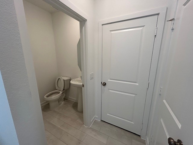 20811 Solaro Summit Trail Tomball, TX 77377 - Photo 3 of 19 a bathroom with a toilet and a shower