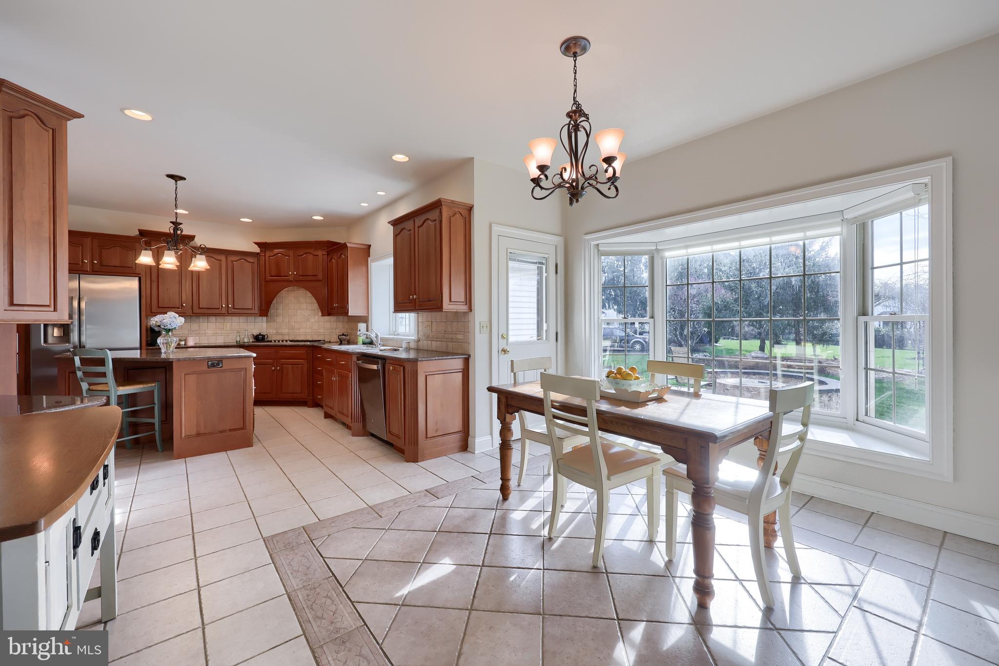 339 Harvest Drive Lititz, PA 17543 - Photo 18 of 69 Breakfast Room