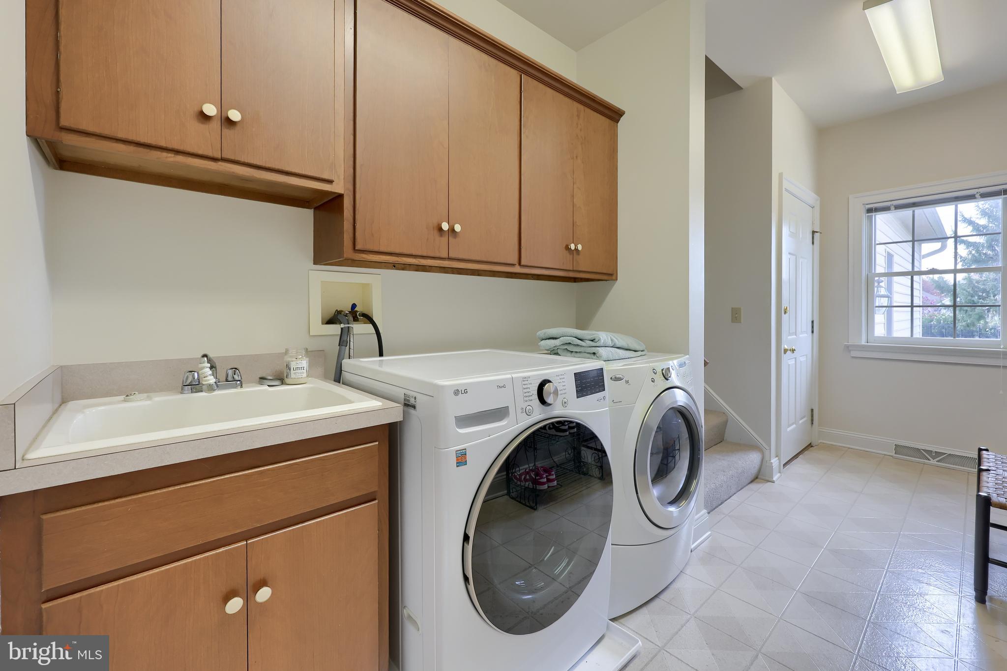 339 Harvest Drive Lititz, PA 17543 - Photo 28 of 69 First Floor Laundry