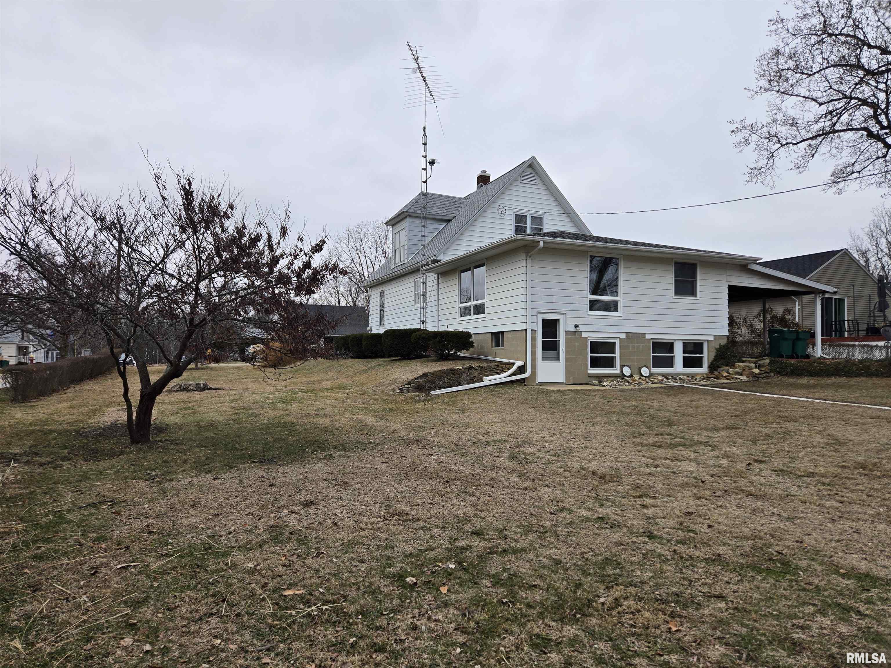 301 East Summit Street Macomb, IL 61455 - Photo 21 of 24