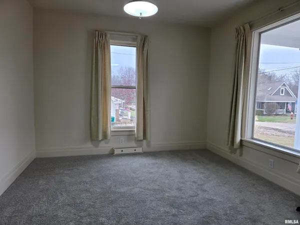 $148,500 | 301 East Summit Street, Macomb, IL 61455