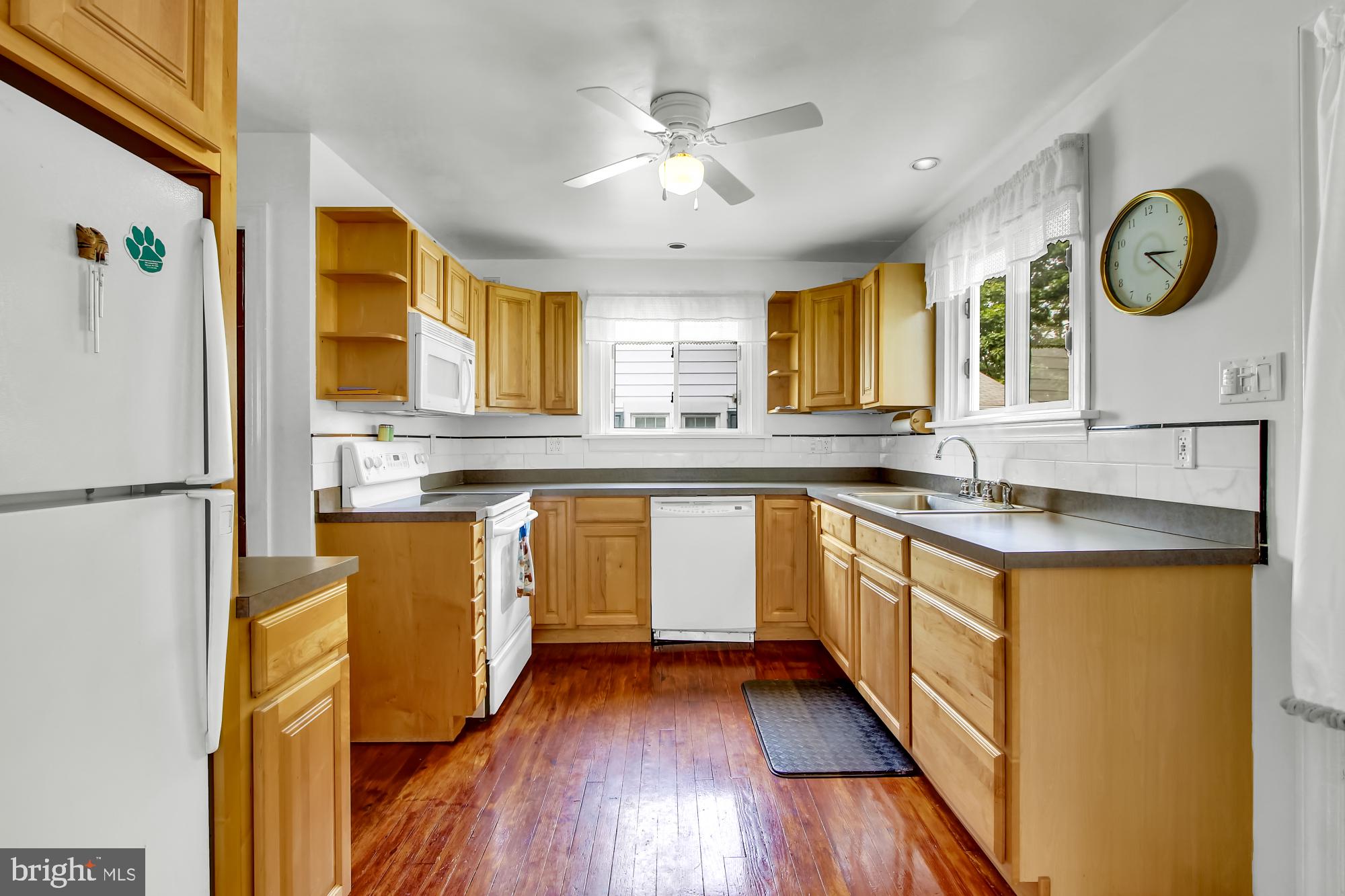 25 York Road York, PA 17407 - Photo 8 of 25 Updated Kitchen