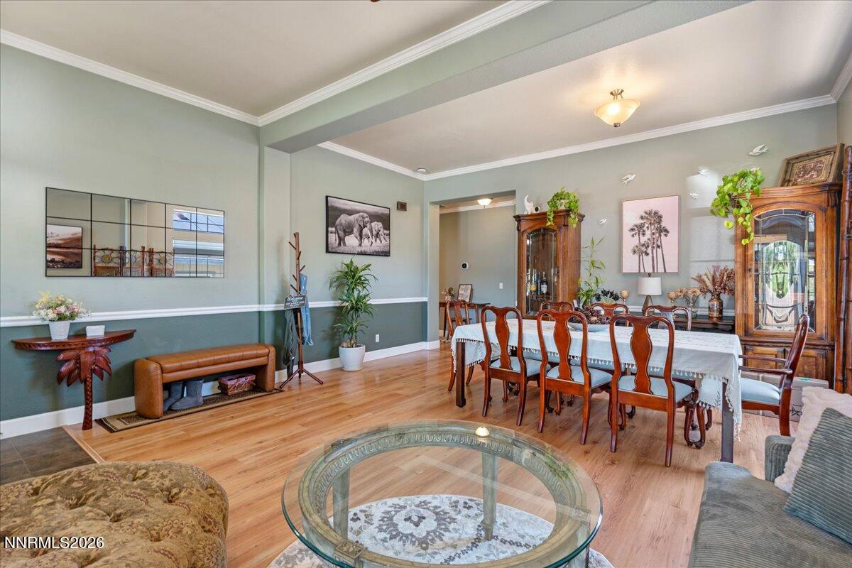 7931 Zinfandel Drive Reno, NV 89506 - Photo 6 of 44 Living room