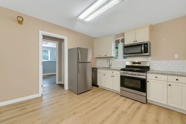 $975,000 | 77 Hancock Road, Peterborough, NH 03458