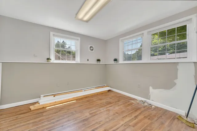 $975,000 | 77 Hancock Road, Peterborough, NH 03458