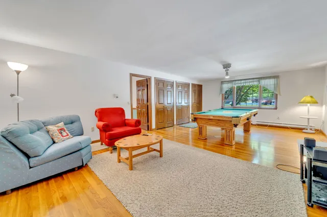 $975,000 | 77 Hancock Road, Peterborough, NH 03458