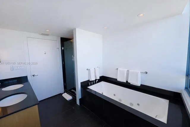 $39,500 | 101 20th Street, Unit 3501, Miami Beach, FL 33139