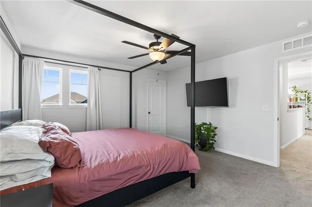 $399,000 | 27303 East Sycamore St Lake, Lee's Summit, MO 64086