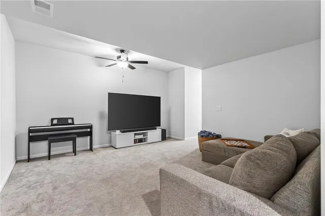 $399,000 | 27303 East Sycamore St Lake, Lee's Summit, MO 64086