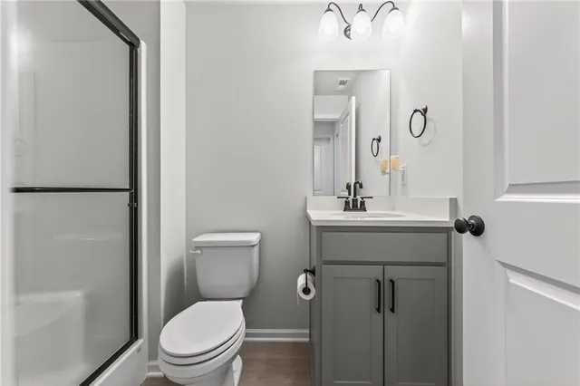 $399,000 | 27303 East Sycamore St Lake, Lee's Summit, MO 64086