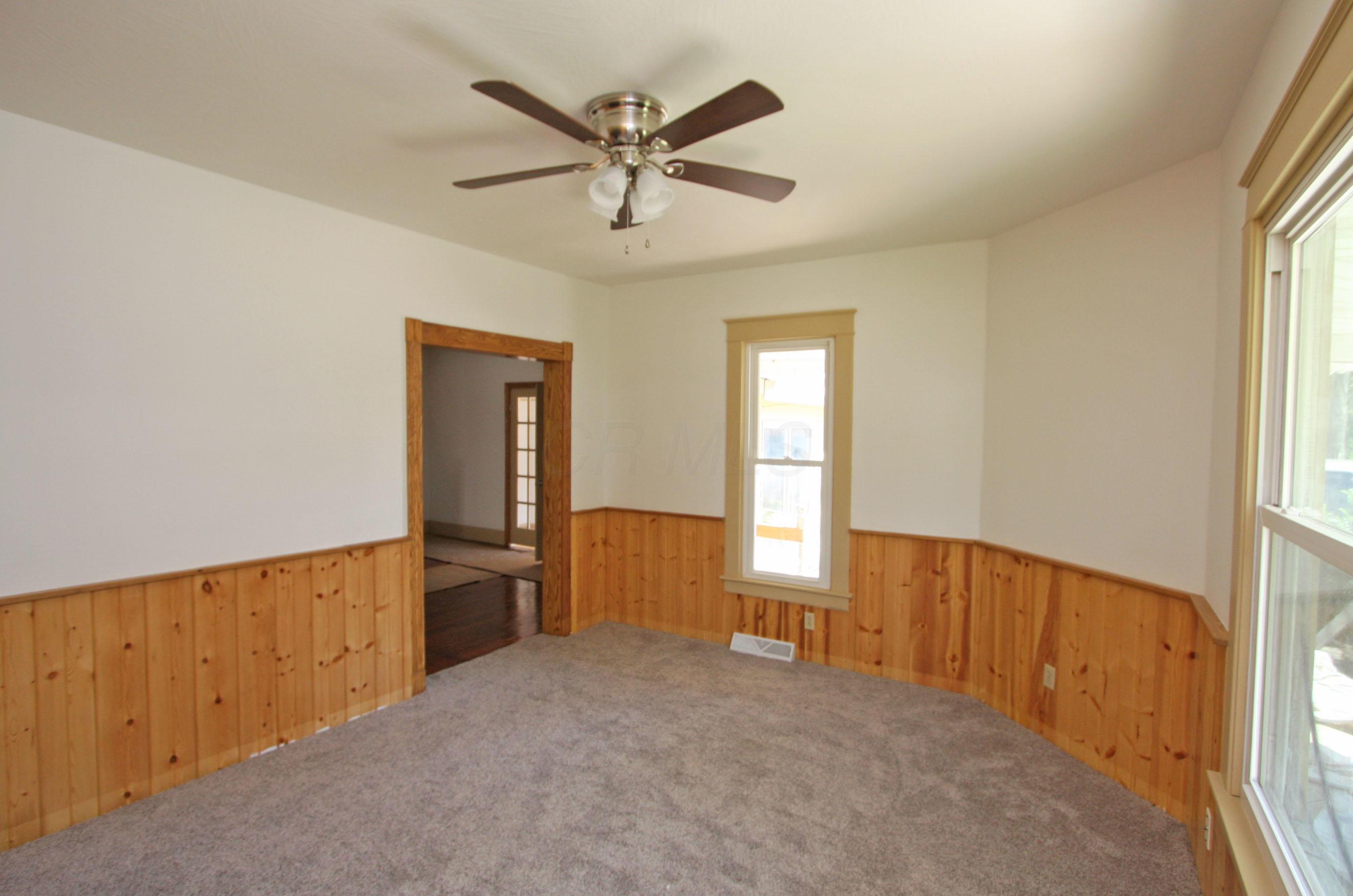 102 Columbus Road Mount Vernon, OH 43050 - Photo 3 of 25 Gallery Image 3
