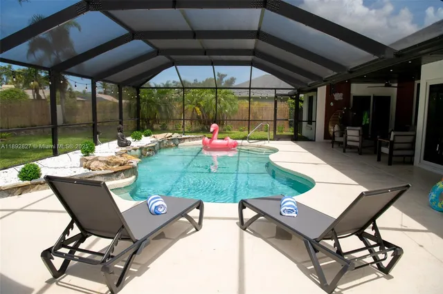 $3,900 | 1010 Joyce Court, Venice, FL 34293