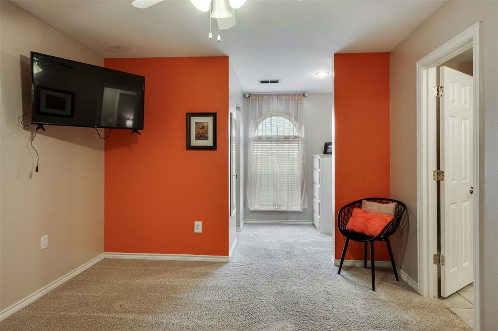 6101 Kovarik Road Wichita Falls, TX 76310 - Photo 18 of 40 a view of a livingroom with furniture