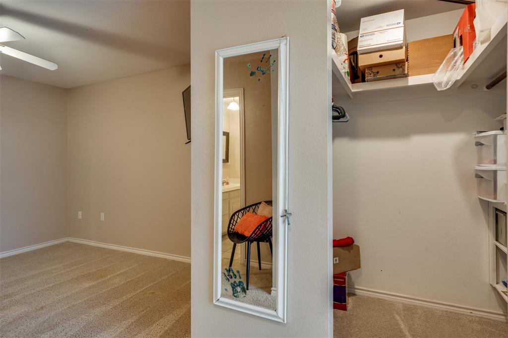 6101 Kovarik Road Wichita Falls, TX 76310 - Photo 19 of 40 a view of hallway with livingroom and hallway
