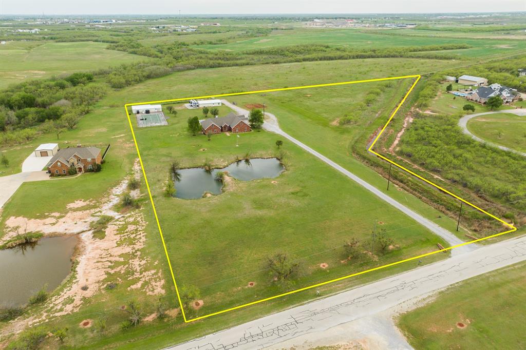 6101 Kovarik Road Wichita Falls, TX 76310 - Photo 34 of 40 a view of a pool an ocean view