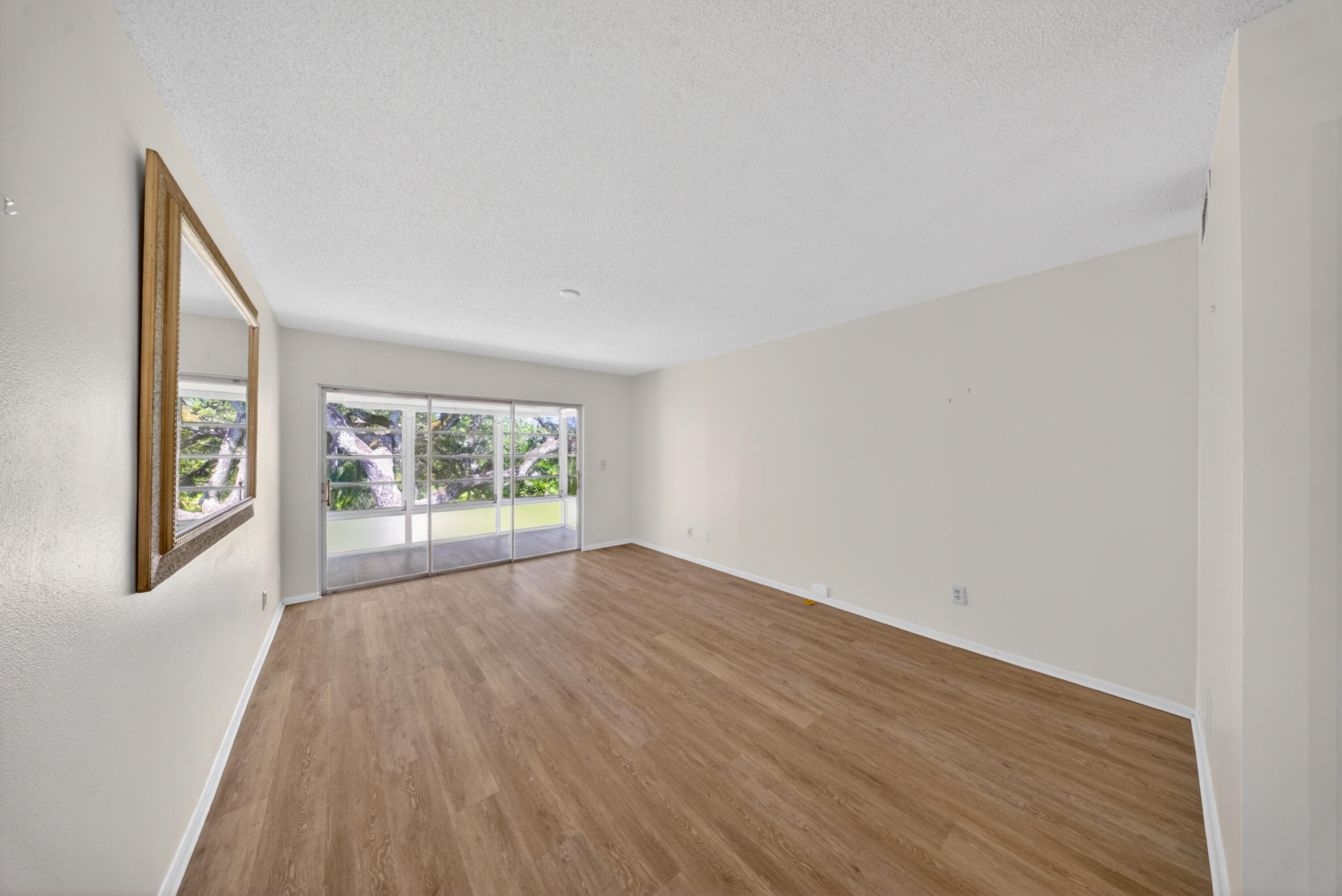 2929 Southeast Ocean Boulevard, Unit 1039 Stuart, FL 34996 - Photo 8 of 29 DSC09010