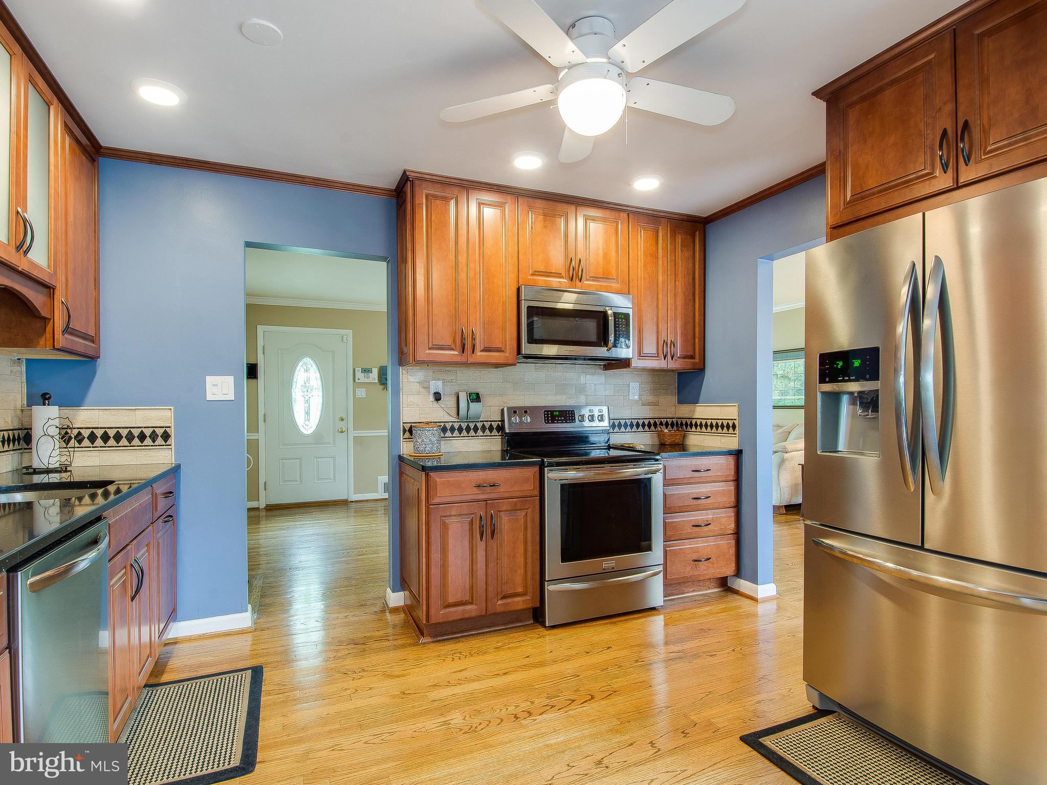4016 Havard Street Silver Spring, MD 20906 - Photo 10 of 30 Kitchen