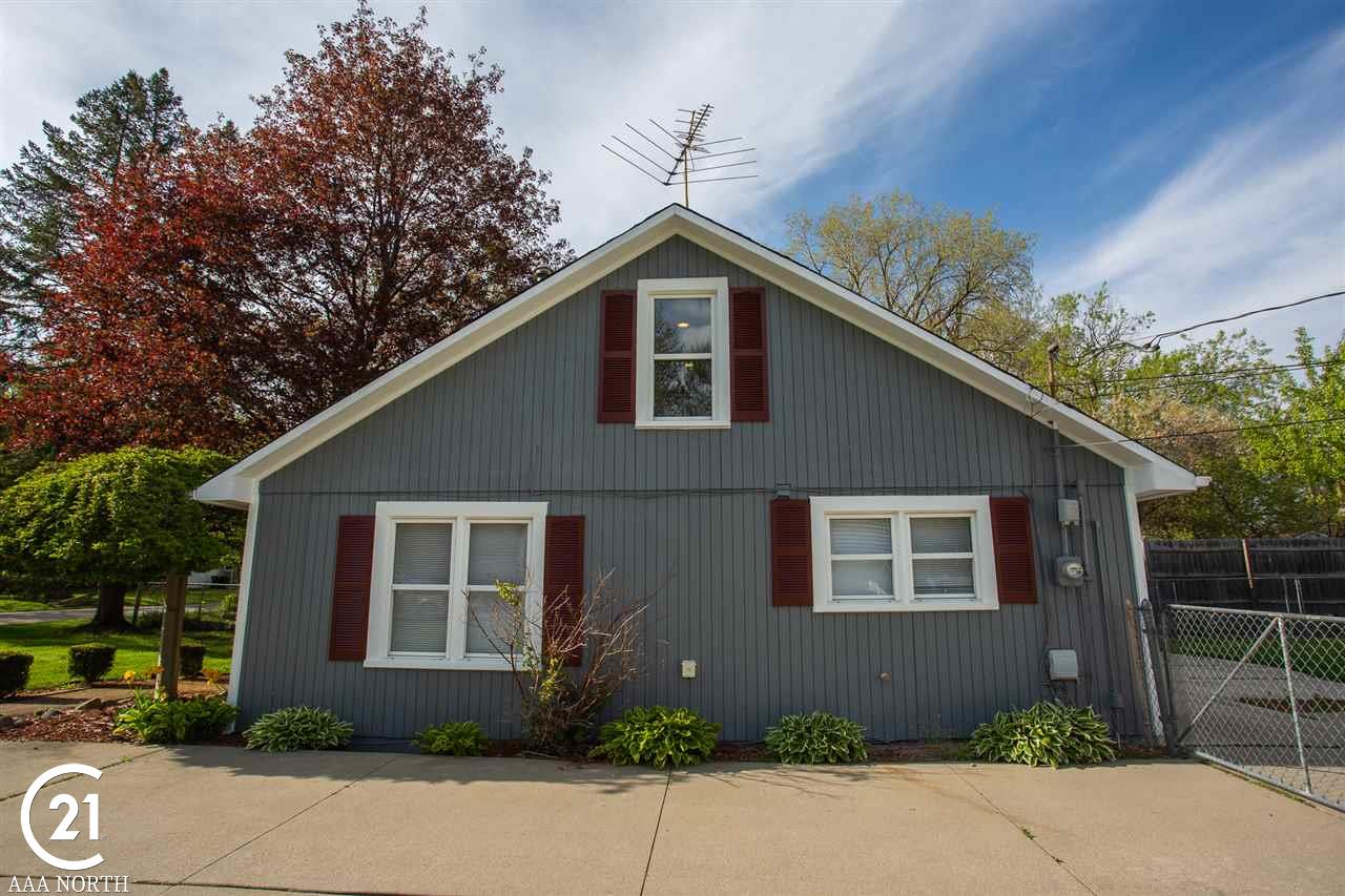 2895 Walsh Drive Rochester Hills, MI 48309 - Photo 5 of 38