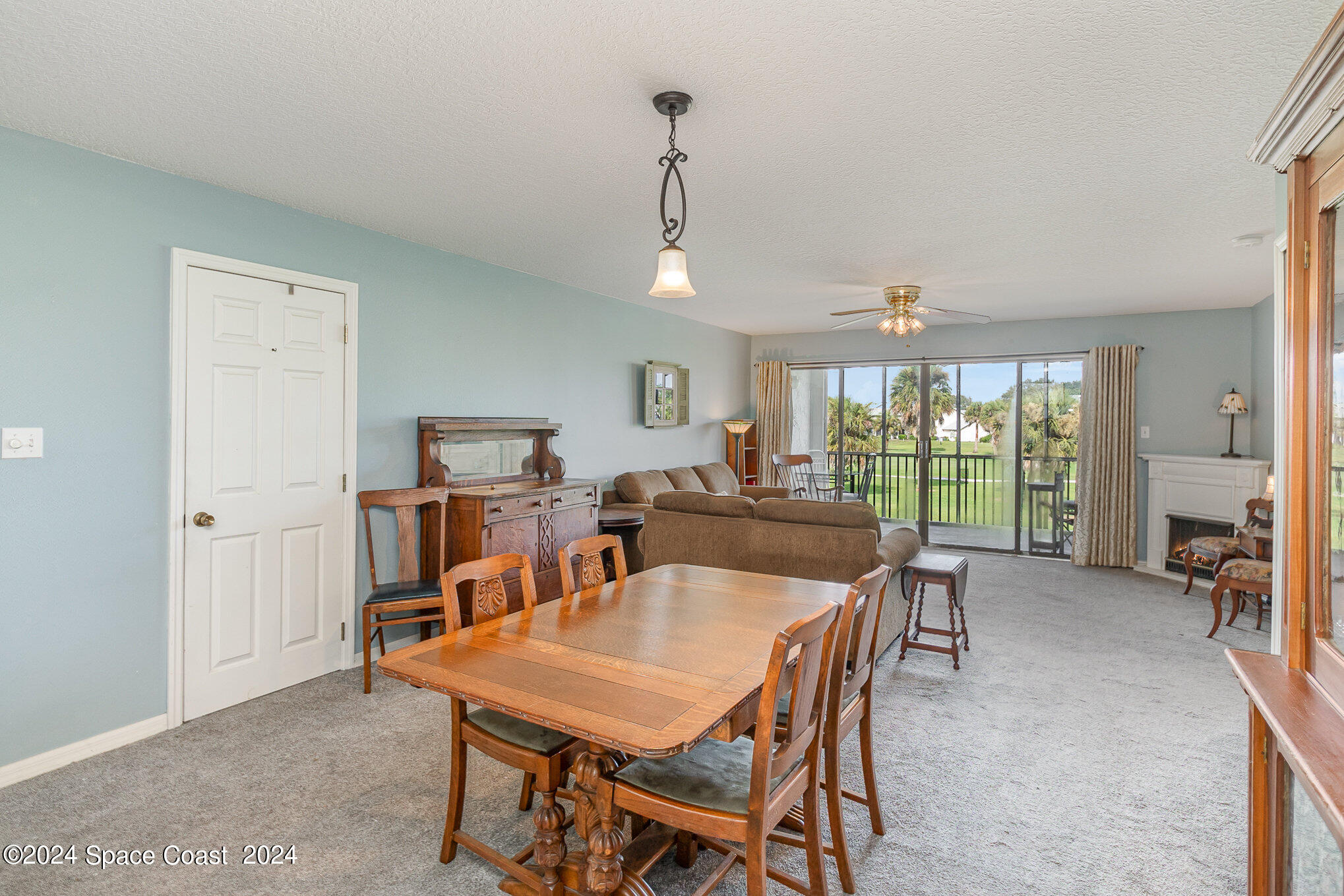 2727 North Wickham Road, Unit 2014 Melbourne, FL 32935 - Photo 3 of 23 005_i77a4590-edit