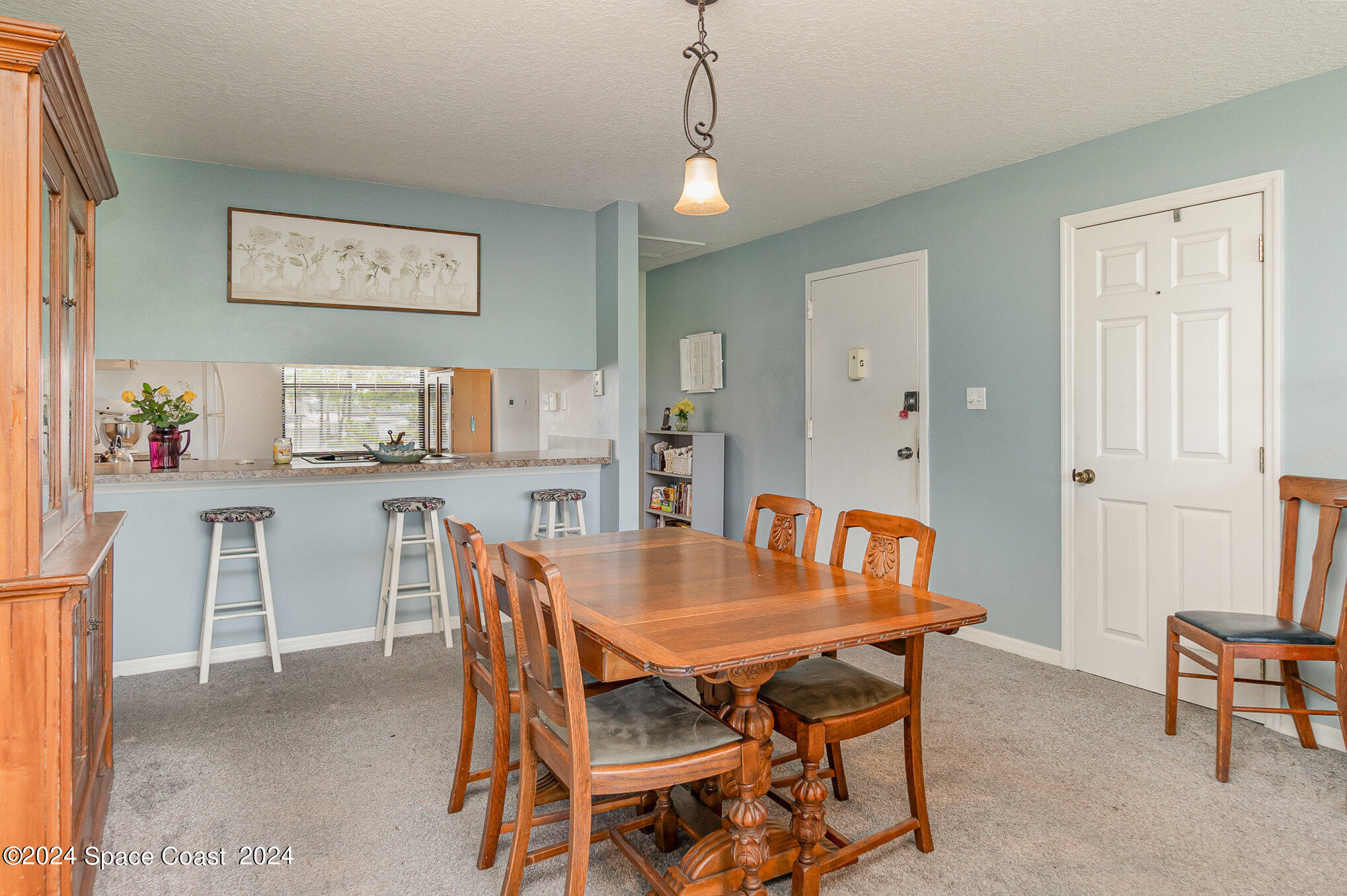 2727 North Wickham Road, Unit 2014 Melbourne, FL 32935 - Photo 5 of 23 007_i77a4572-edit